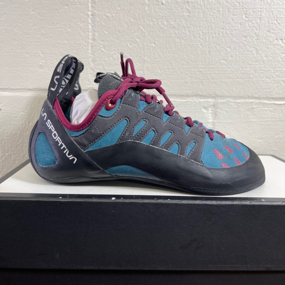 La Sportiva Tarantulace Climbing Shoes Topaz Red Plum Lace up Women's 7 US